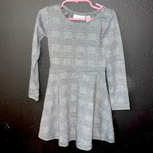 Children’s Place Black and White Plaid Cut-Out Dress Size 4